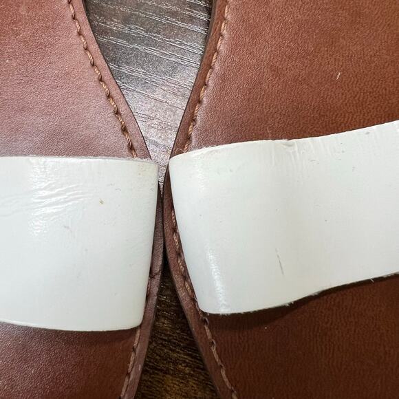 Steve Madden Donddi Sandals 6.5 White Leather Flat Buckle Strap Open Toe Chic - Picture 10 of 10